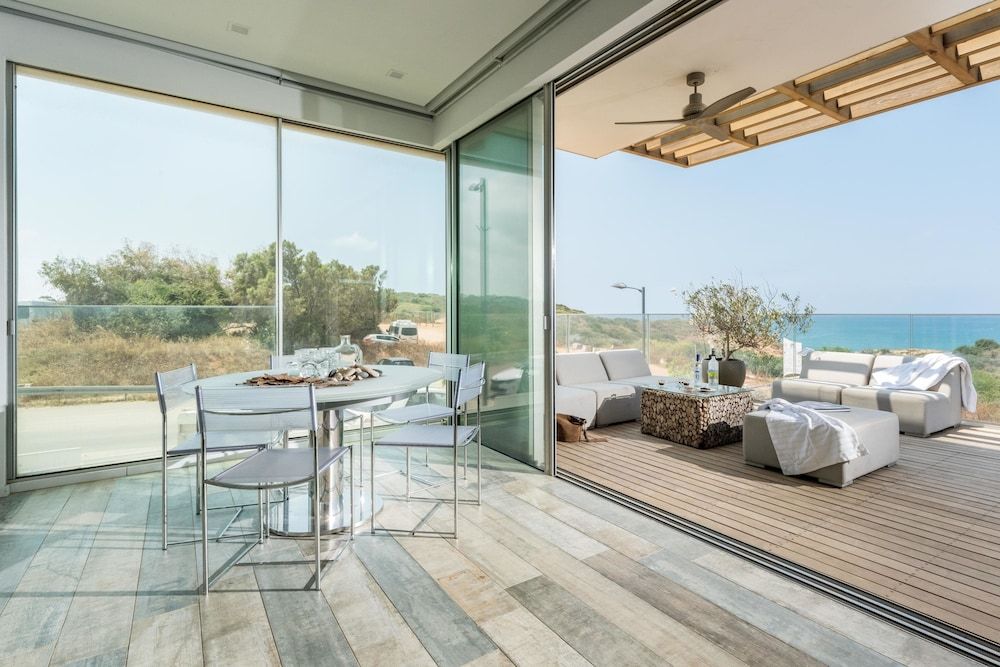 Sea N' Rent - Gaash 1