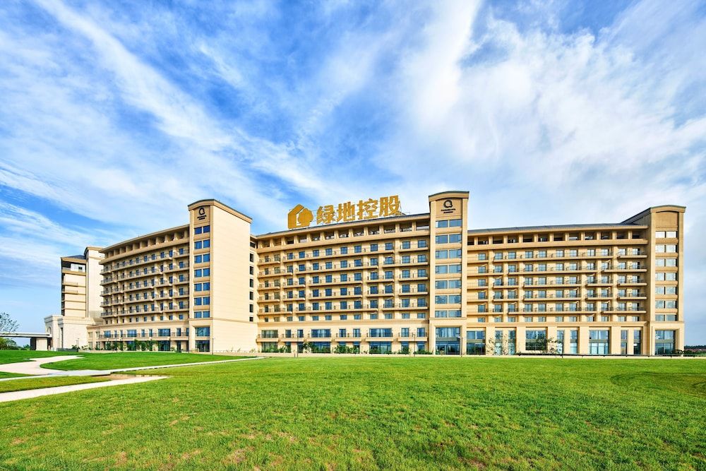 The QUBE Hotel Shanghai Sanjiagang - Pudong International Airport / Disney 1