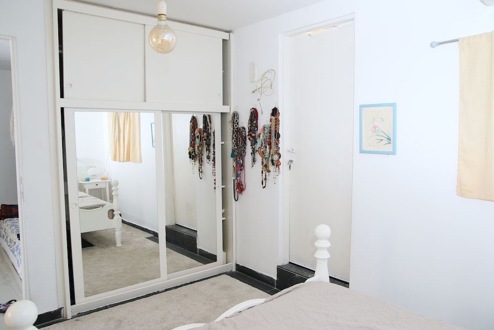 Bograshov Penthouse steps from the beach 2 Bograshov Penthouse steps from the beach 2