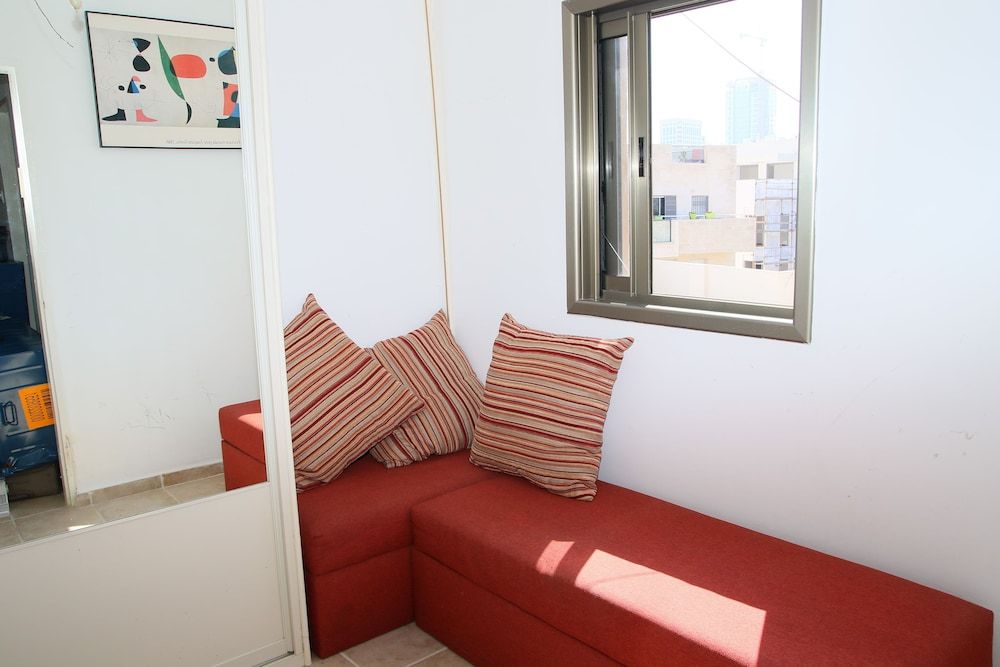 Bograshov Penthouse steps from the beach 3 Bograshov Penthouse steps from the beach 3