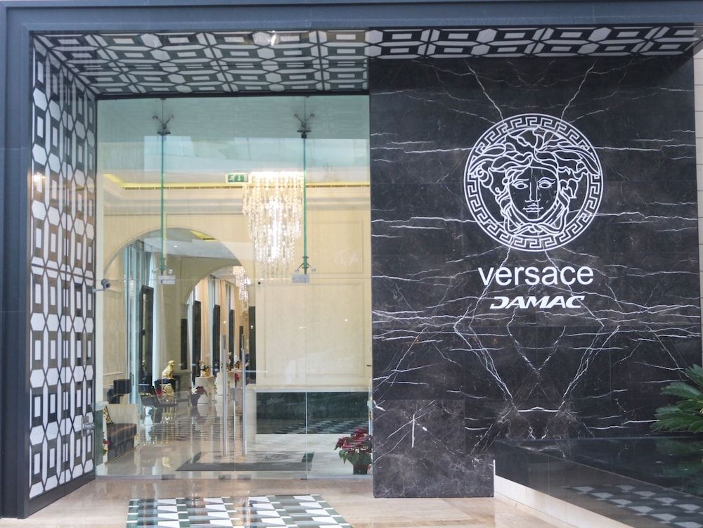 Versace Furnished Apartments - Downtown Beirut 2