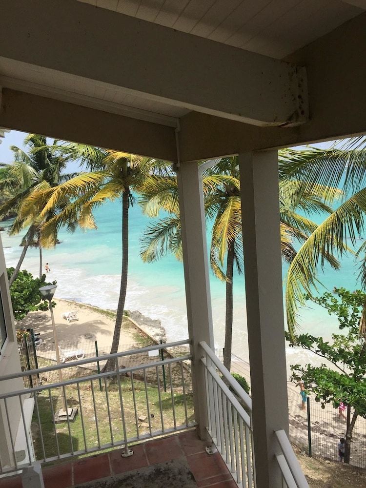 Studio in Le Gosier, With Wonderful sea View and Wifi 2