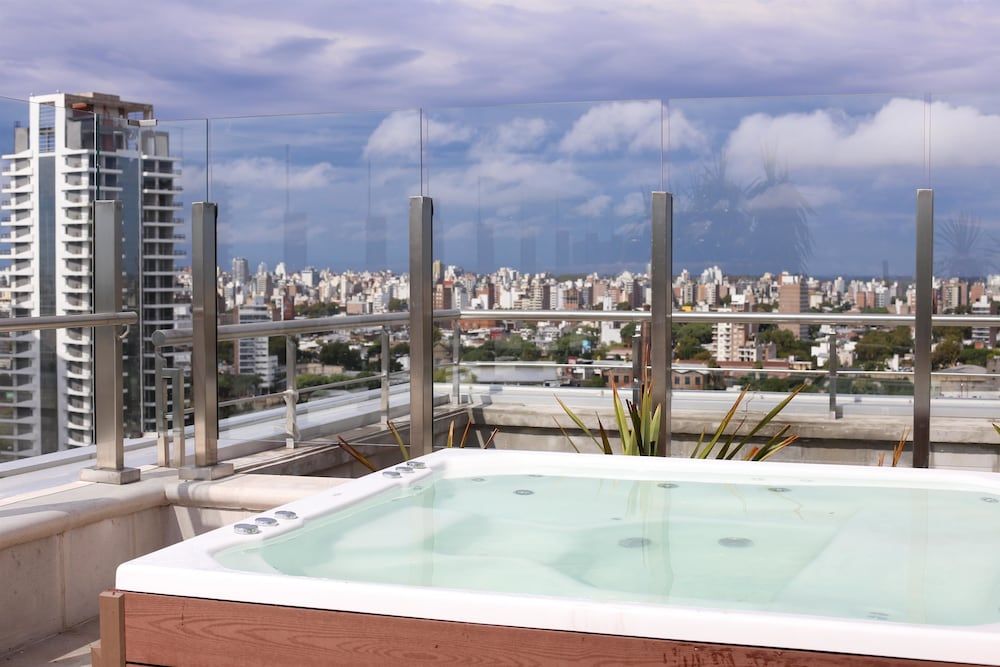 Dazzler by Wyndham Rosario 1