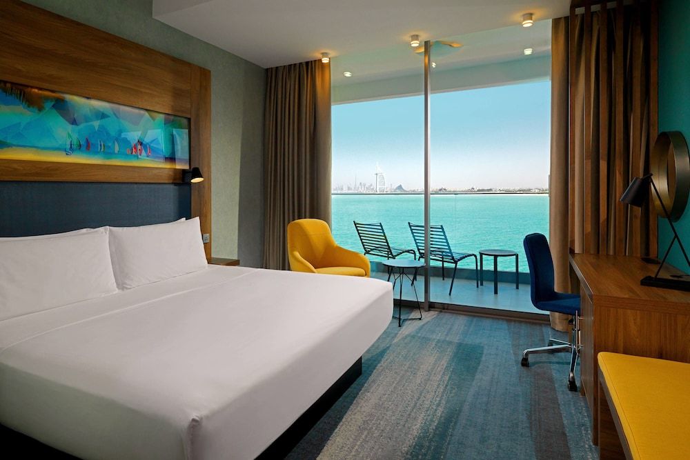 Aloft Palm Jumeirah 3