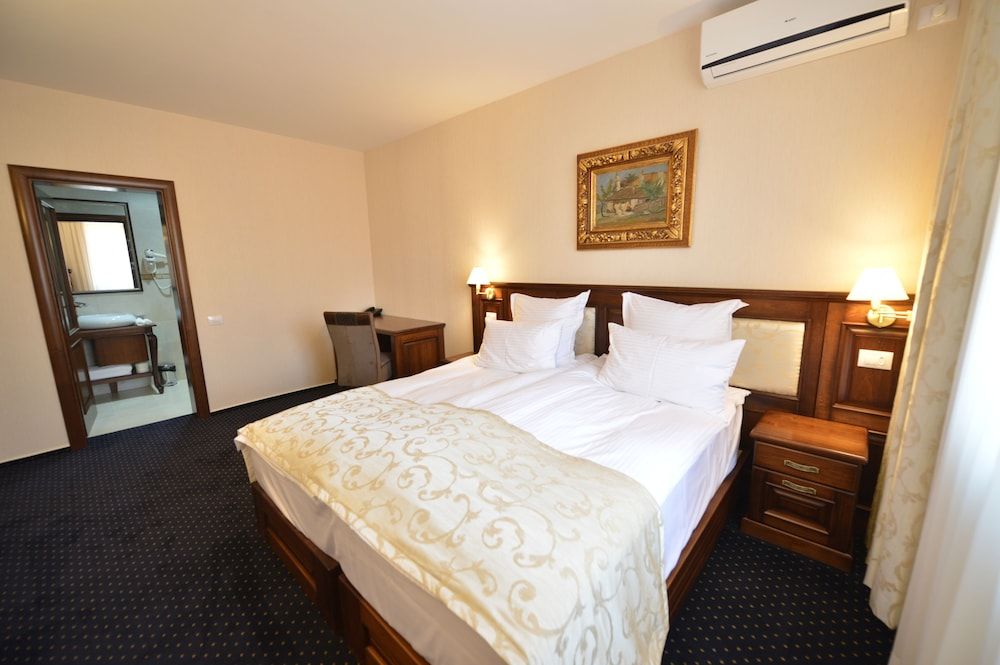 Noblesse Boutique Hotel 1