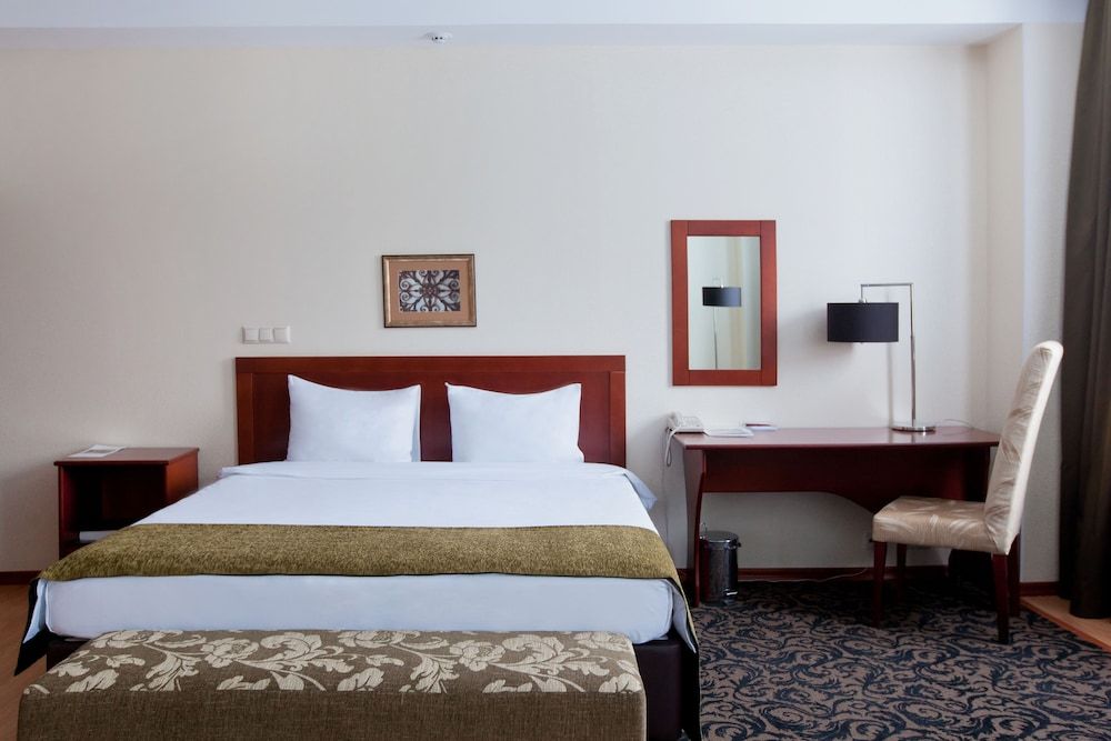 Benefit Plaza Congress Hotel 3