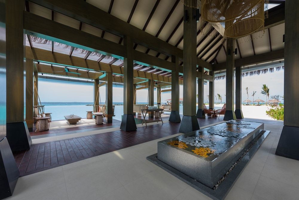 Grand Park Kodhipparu Maldives 3