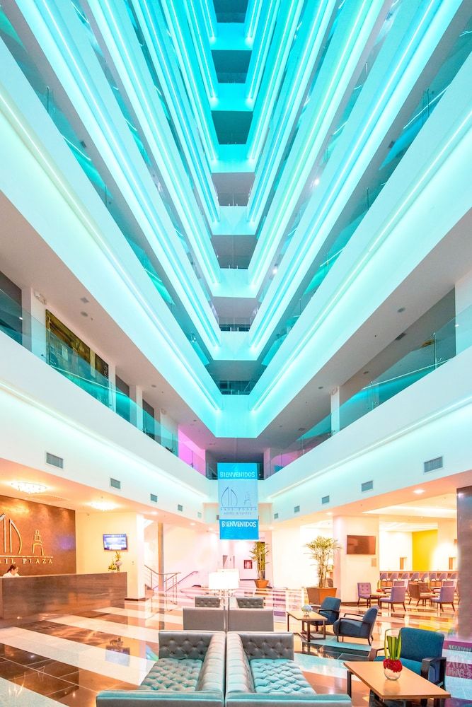 Wyndham Manta Sail Plaza Hotel & Convention Center 5 étoiles à Manta