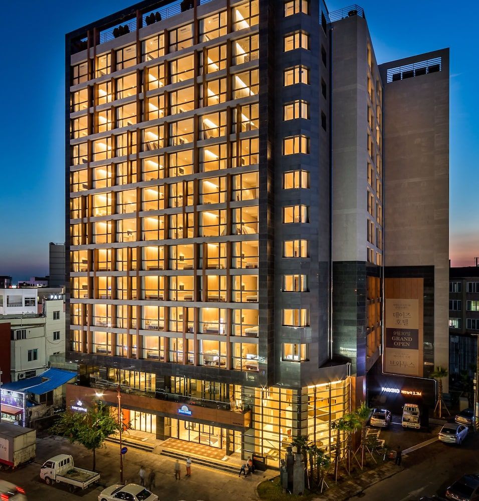 Days Hotel Jeju Seogwipo Ocean 1