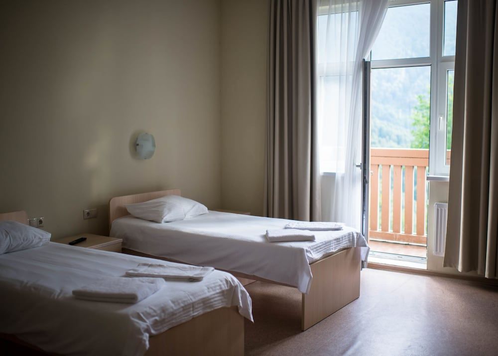 AYS Let It Snow Hotel 3