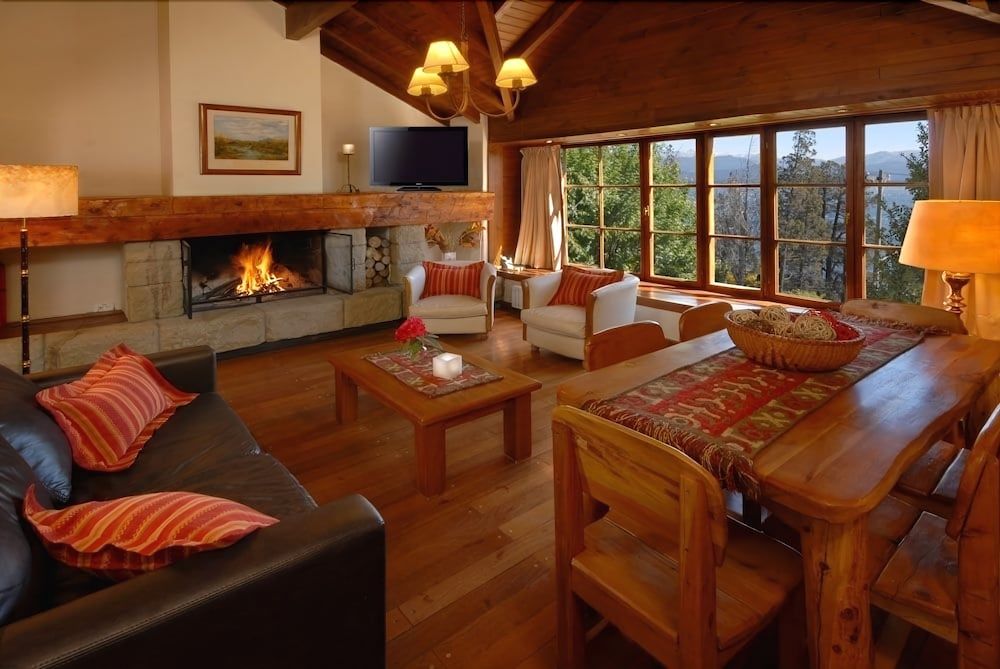 Pailahue lodge & Cabañas 1