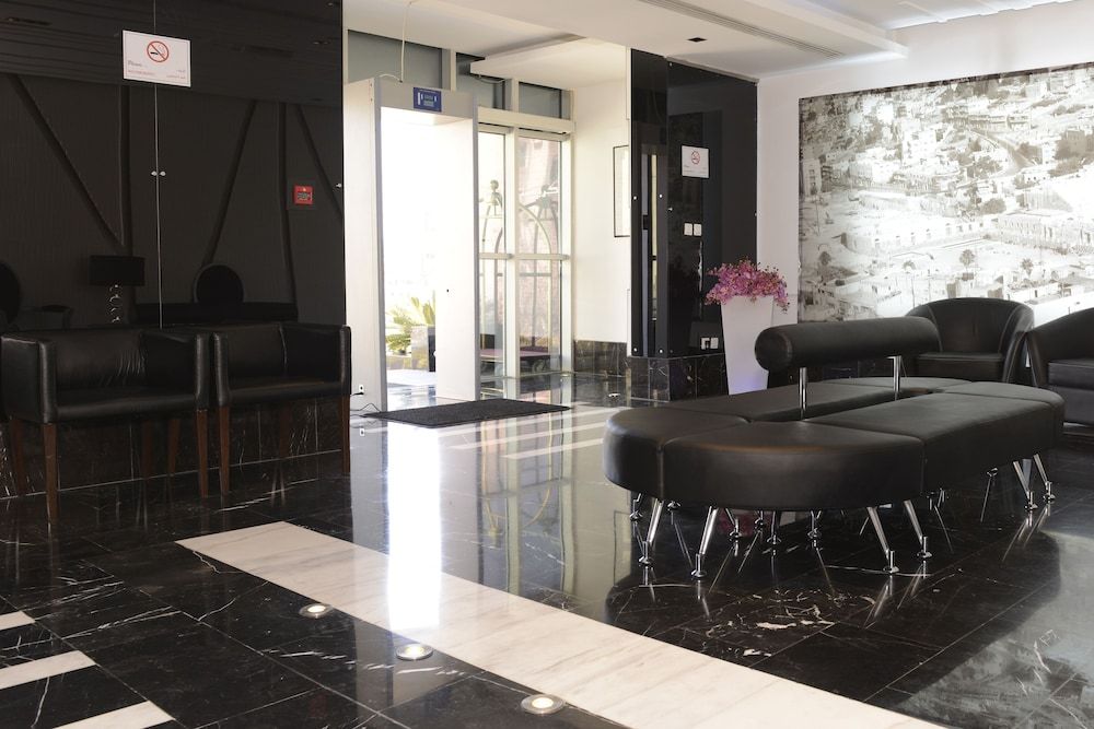Crystal Hotel 3