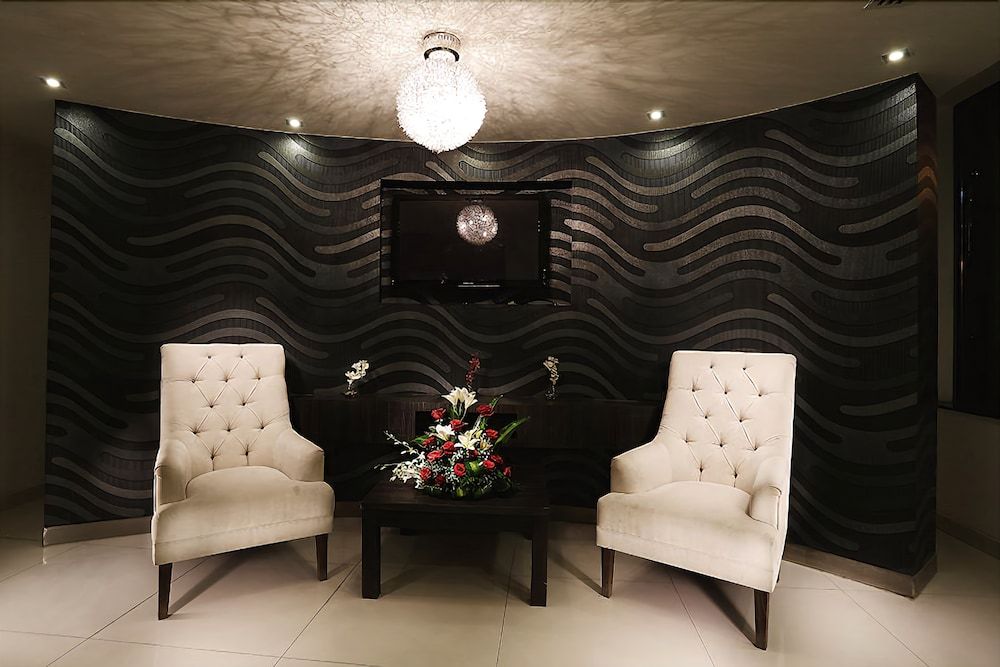 Watheer Hotel Suite 2