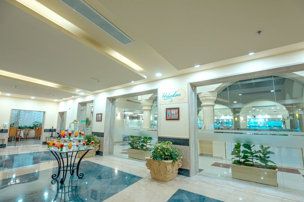 SUNRISE Marina Resort Port Ghalib 2