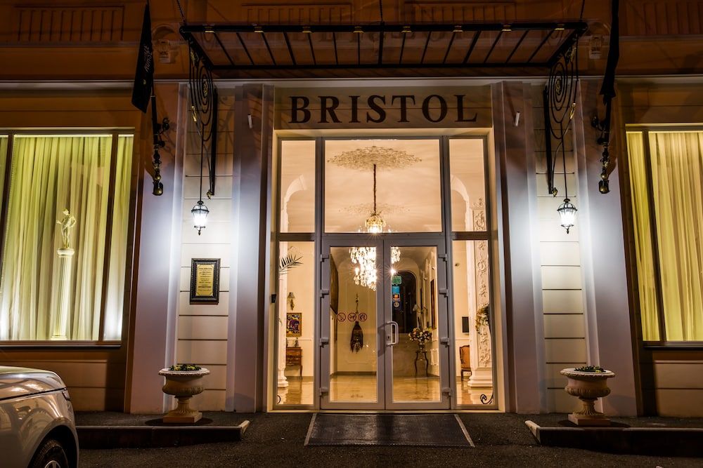 Bristol Hotel