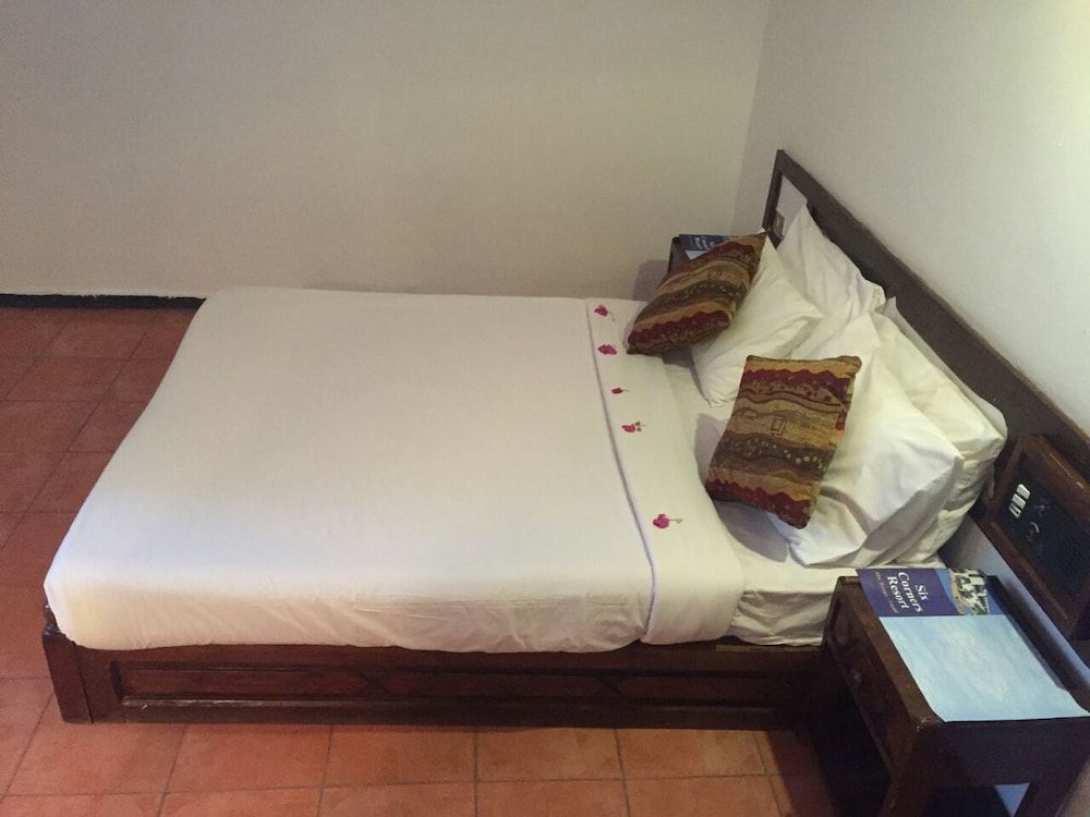 Six Corners Resort 3