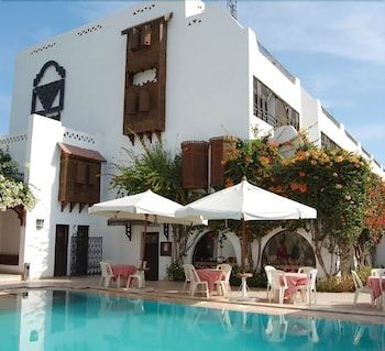 Six Corners Resort 2