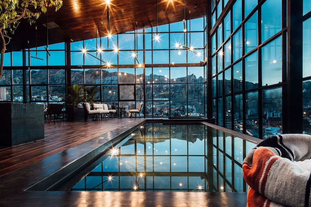 Atix Hotel 1