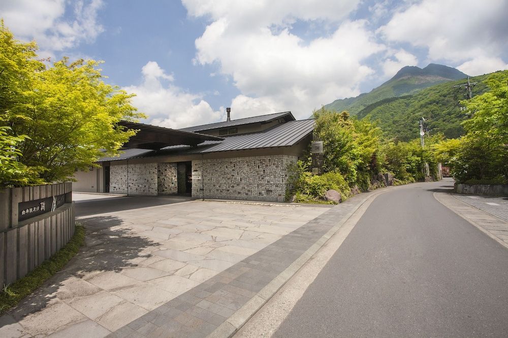 Yufuin Bettei Itsuki 1