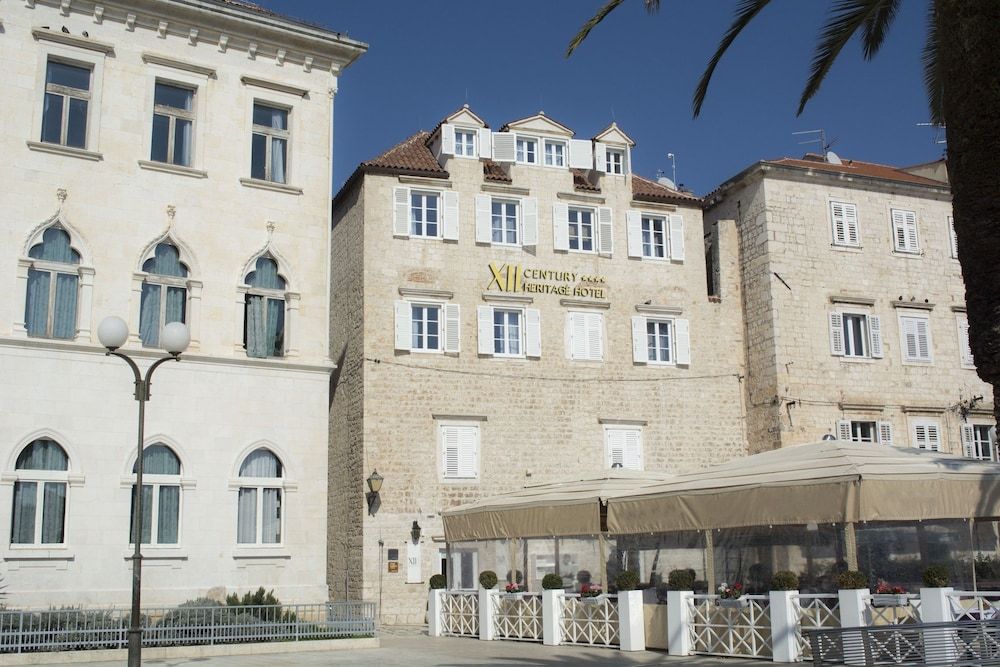 XII Century Heritage Hotel Trogir 4 étoiles à Trogir