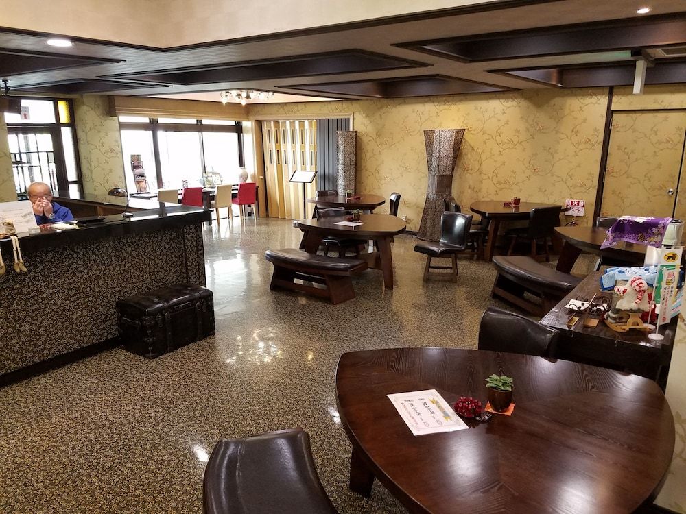 Yufuin Besso Shikisai Hotel 3