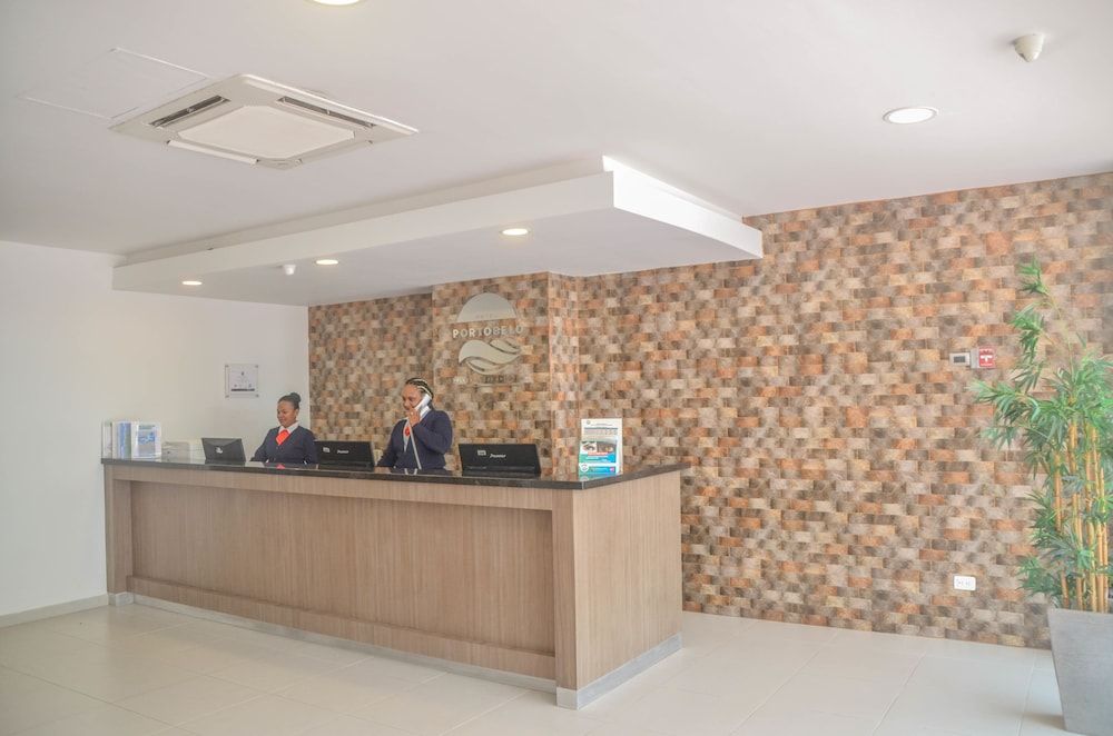 Portobelo Plaza de las Americas 2