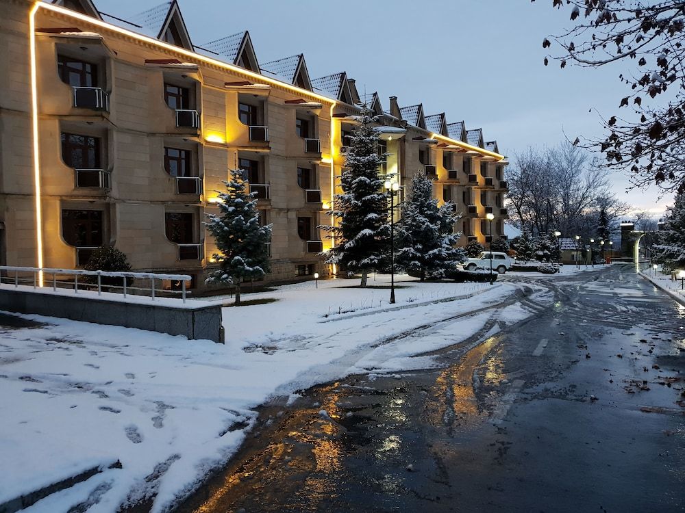 Qafqaz Yeddi Gozel Resort 4 estrellas en Gabala