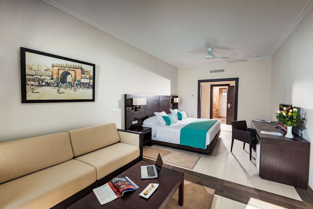 Concorde Green Park Palace 3