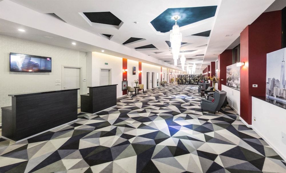 Best Western Plus Briston 2