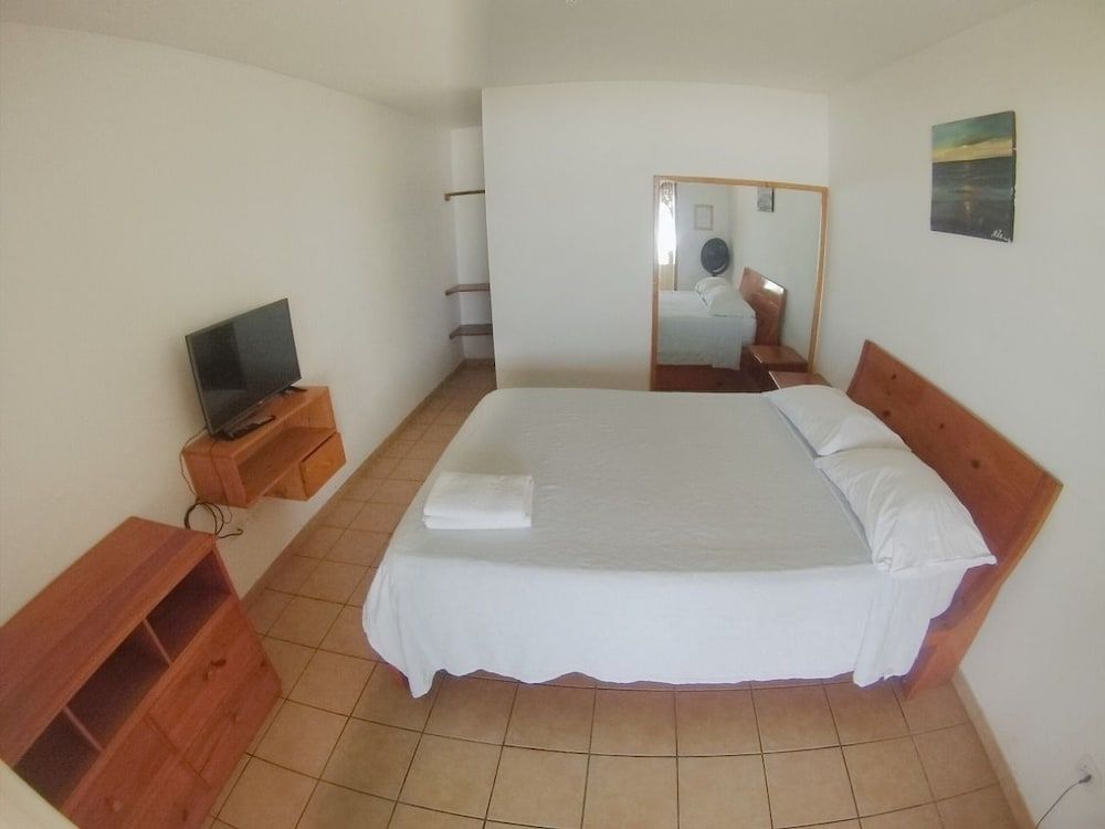 Hotel Costa Blanca Mancora 3