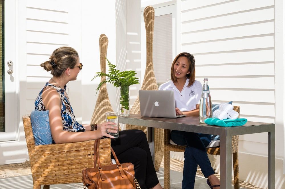 The Oasis at Grace Bay 2