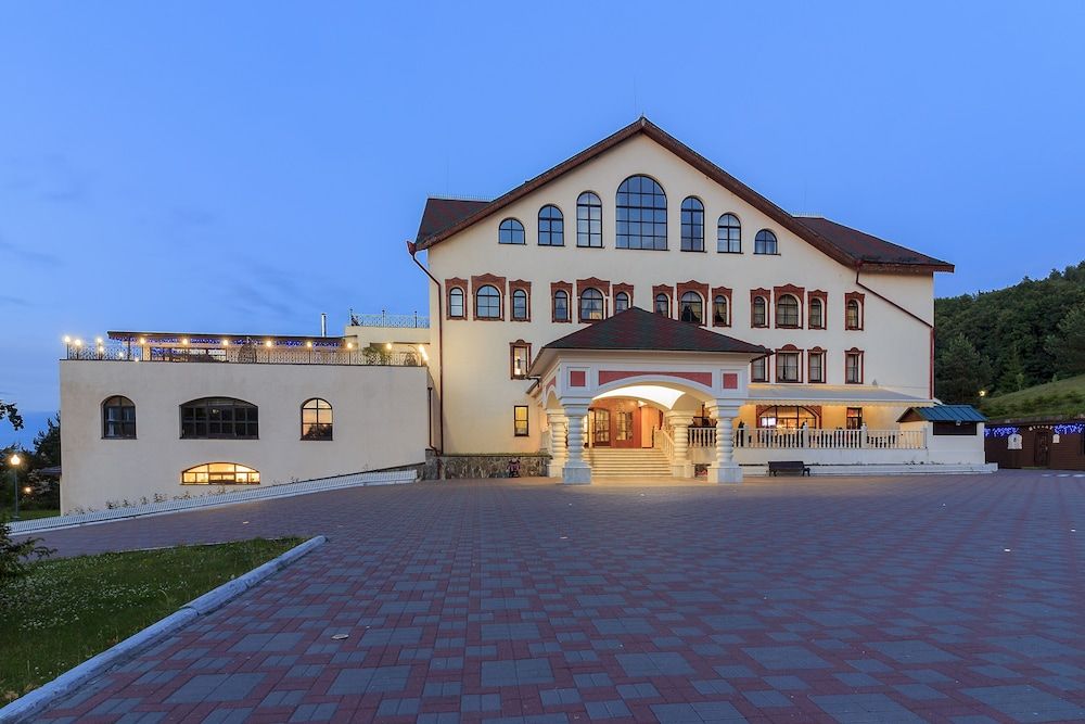 Tsargrad Hotel 1