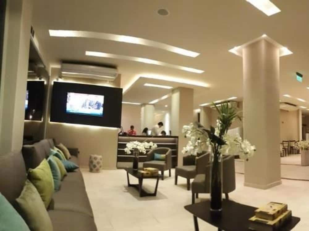 Hotel Altos del Estero 2