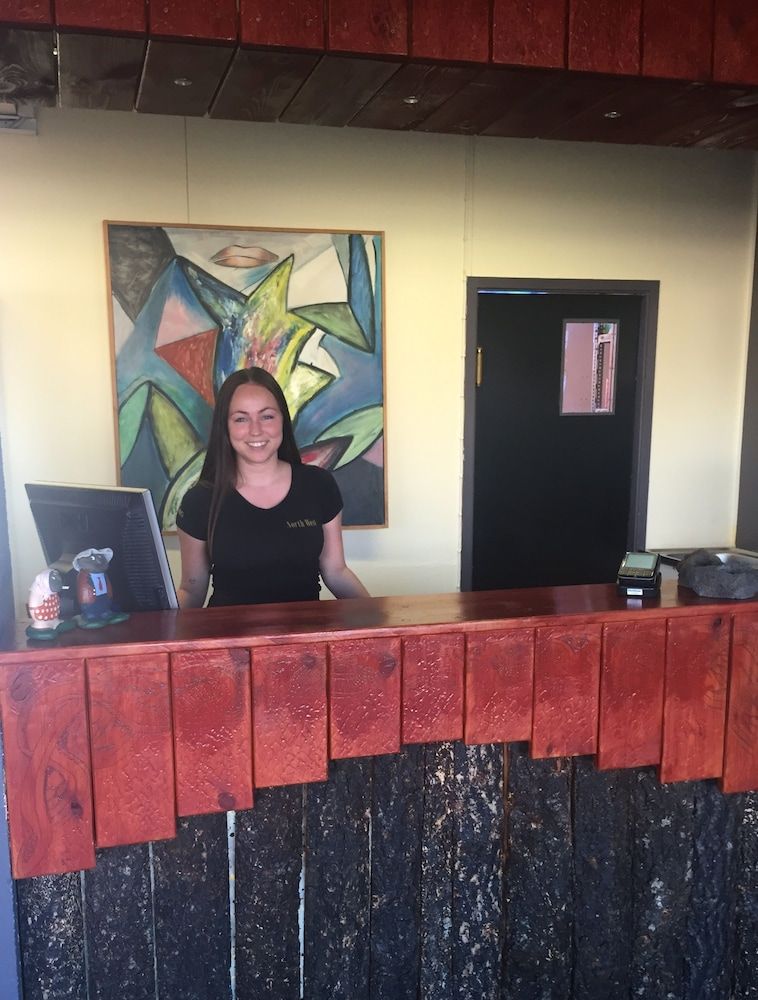 North West Hotel & Restaurant 3