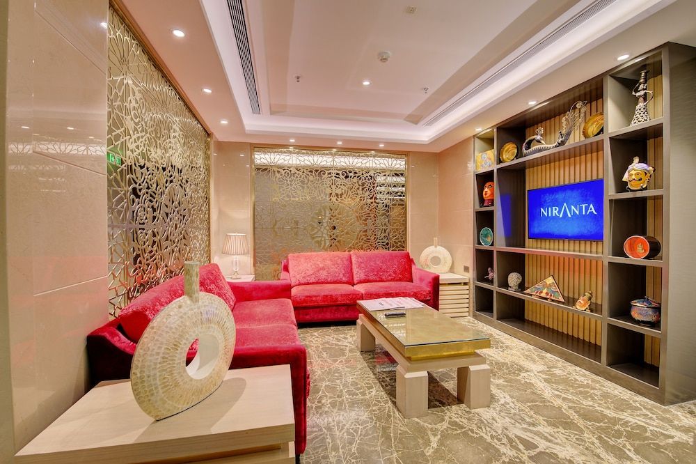 Niranta Airport Transit Hotel & Lounge Terminal 2 Arrivals 3