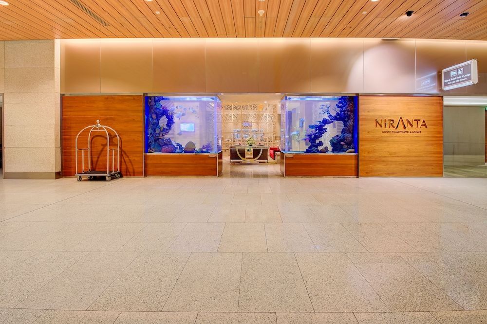 Niranta Airport Transit Hotel & Lounge Terminal 2 Arrivals 1