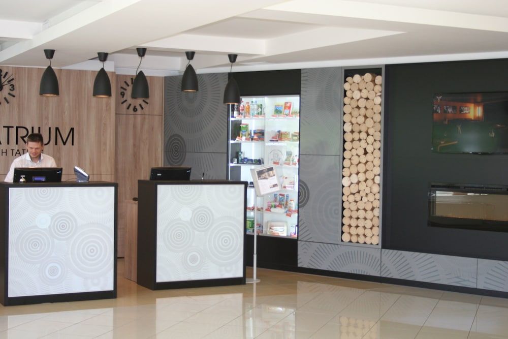 Atrium Hotel 3