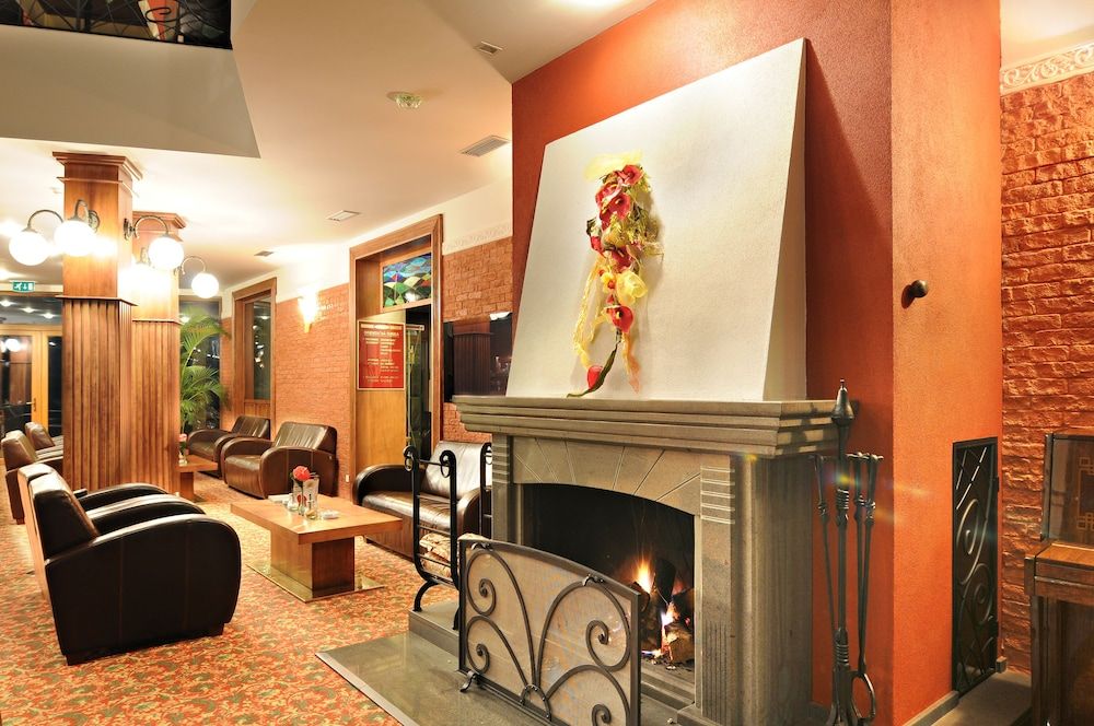 Hotel International 2