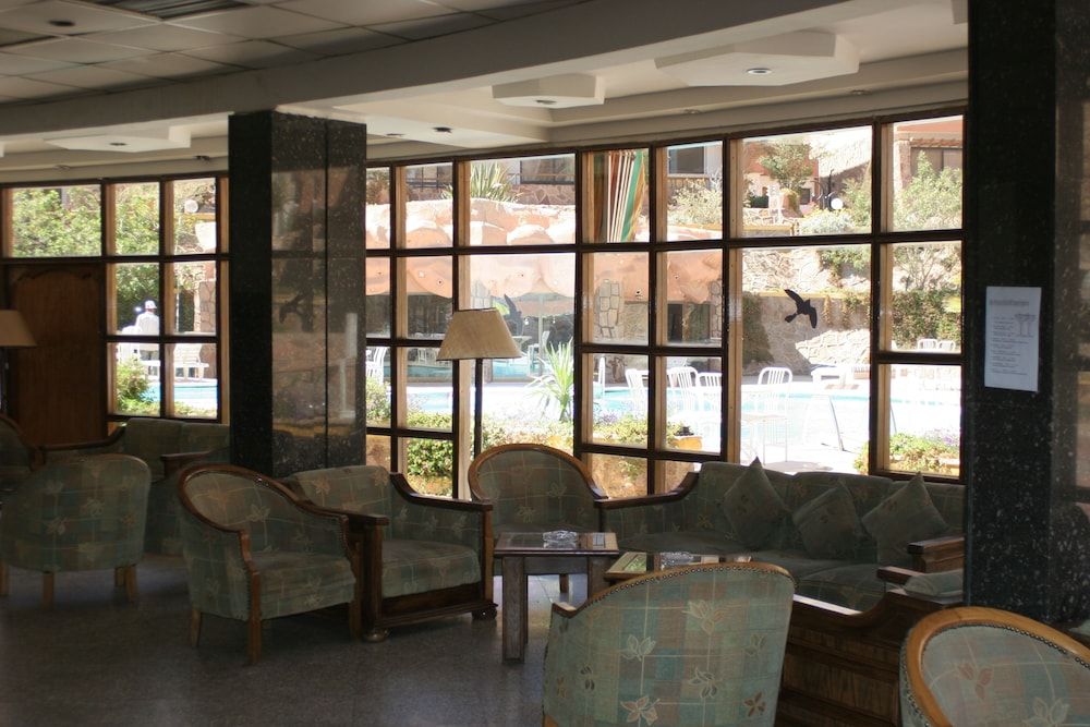 Catherine Plaza Hotel 3