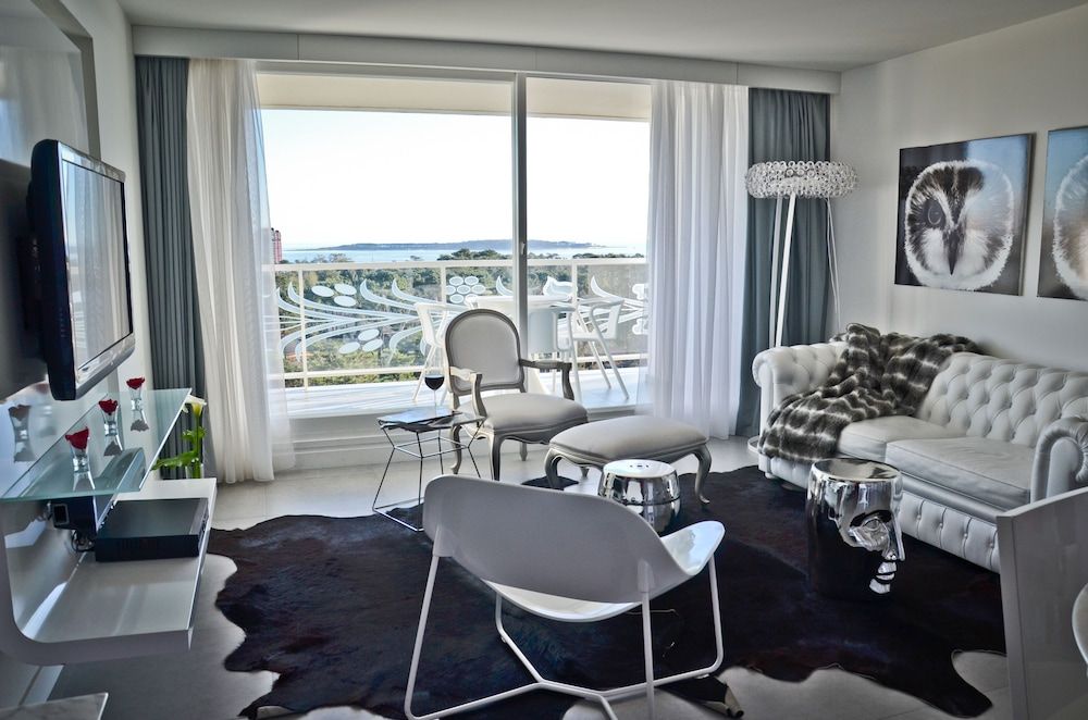 Yoo by Owner - Punta Location