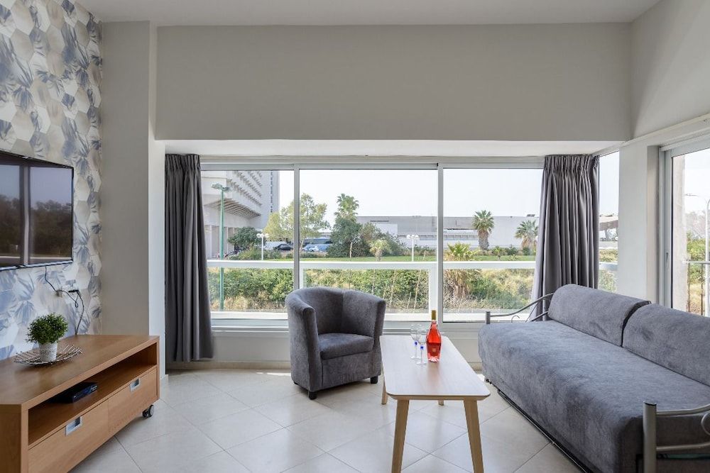 Sea Suites Apartments 1