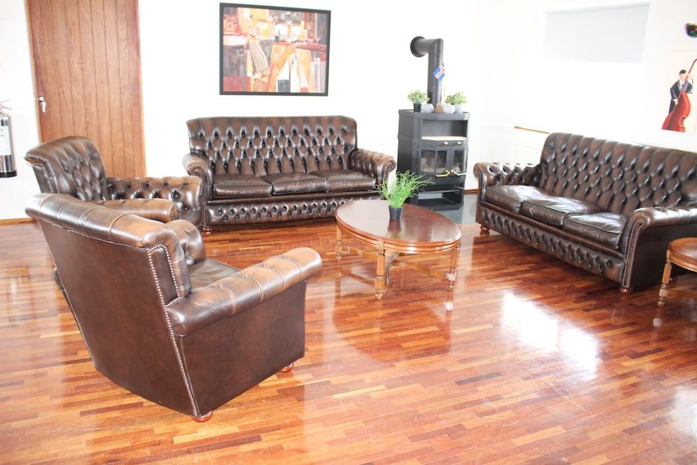 North Star Hotel Staðarflöt 3