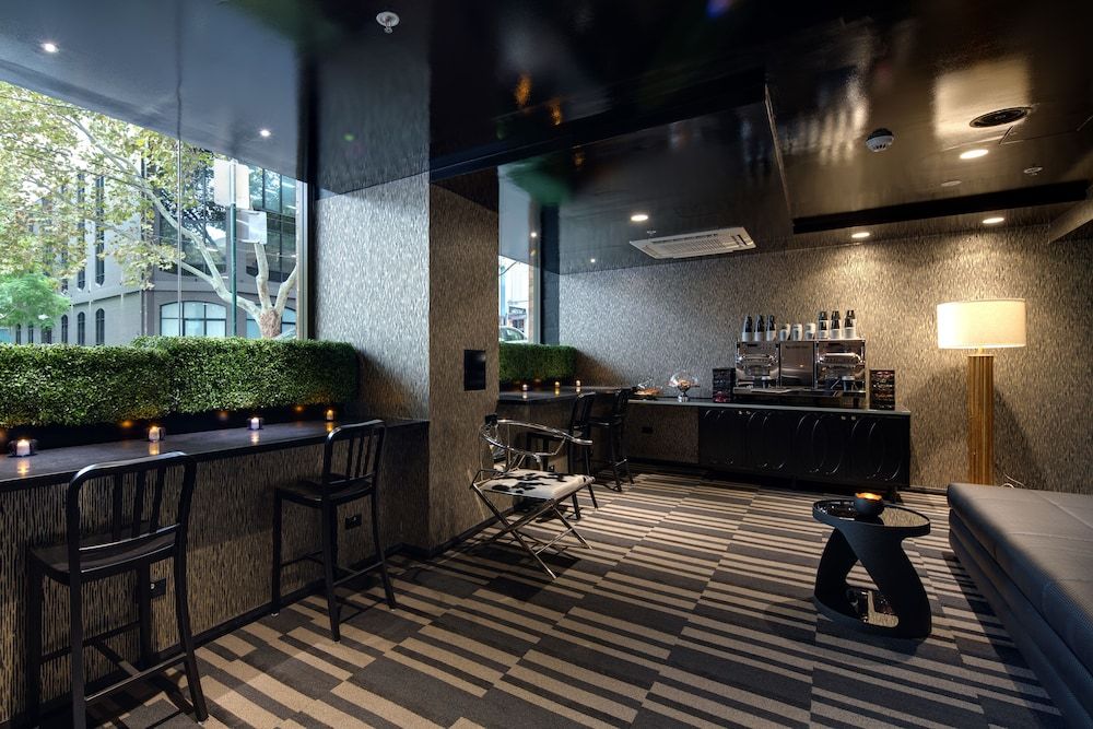 57 Hotel 3