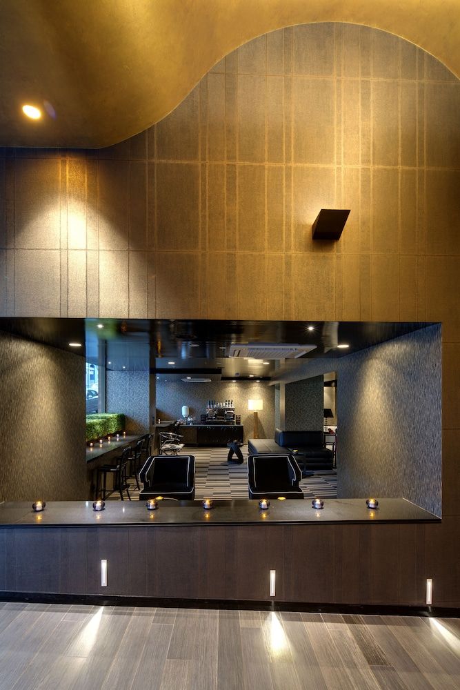 57 Hotel 2