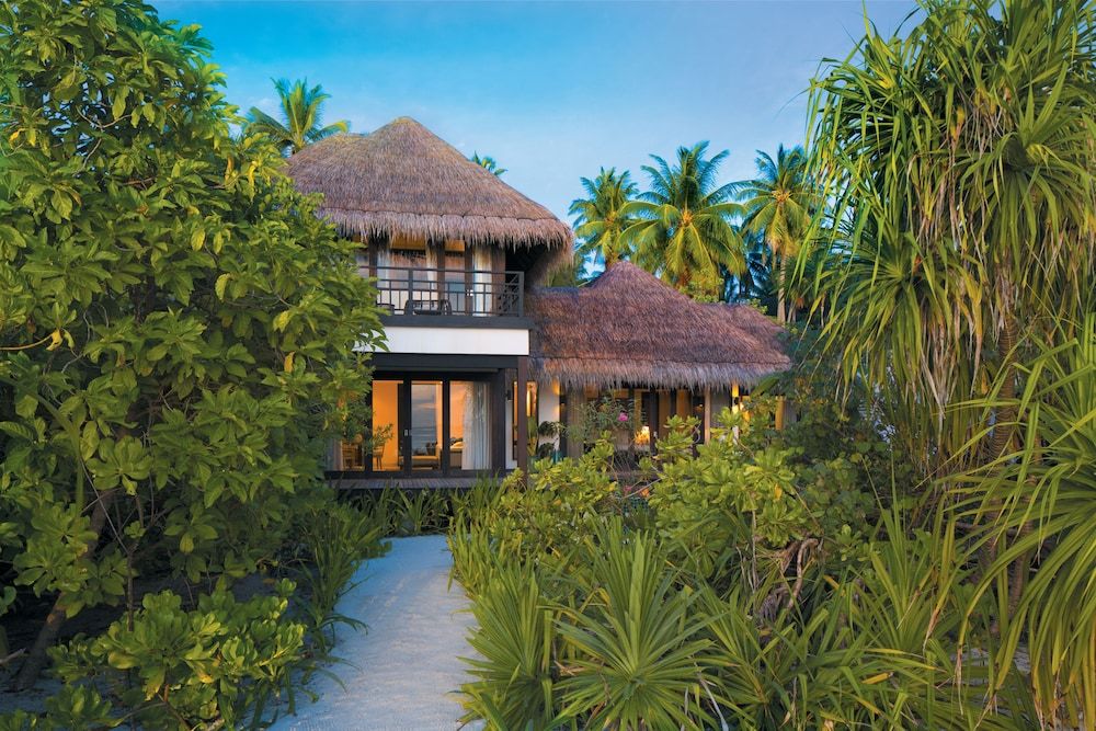 Outrigger Konotta Maldives Resort 2