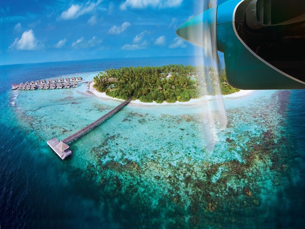 Outrigger Konotta Maldives Resort 1