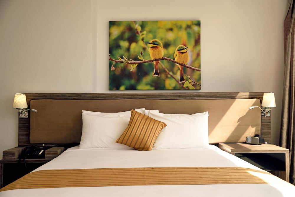 Golden Tulip Dar Es Salaam City Center Hotel 1