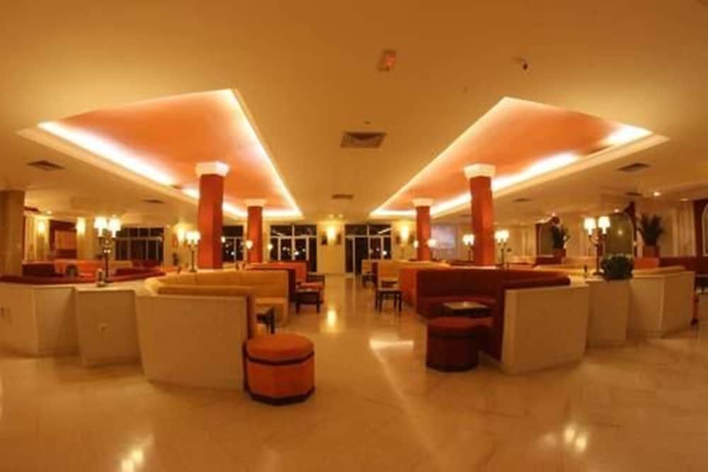 Royal Lido Resort & Spa