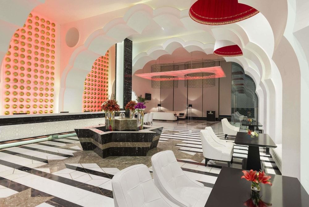 Ramada Plaza by Wyndham Agra 3