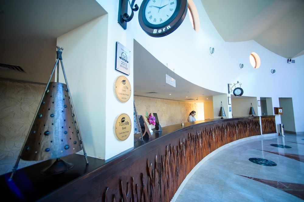 Carols Beau Rivage Hotel 2